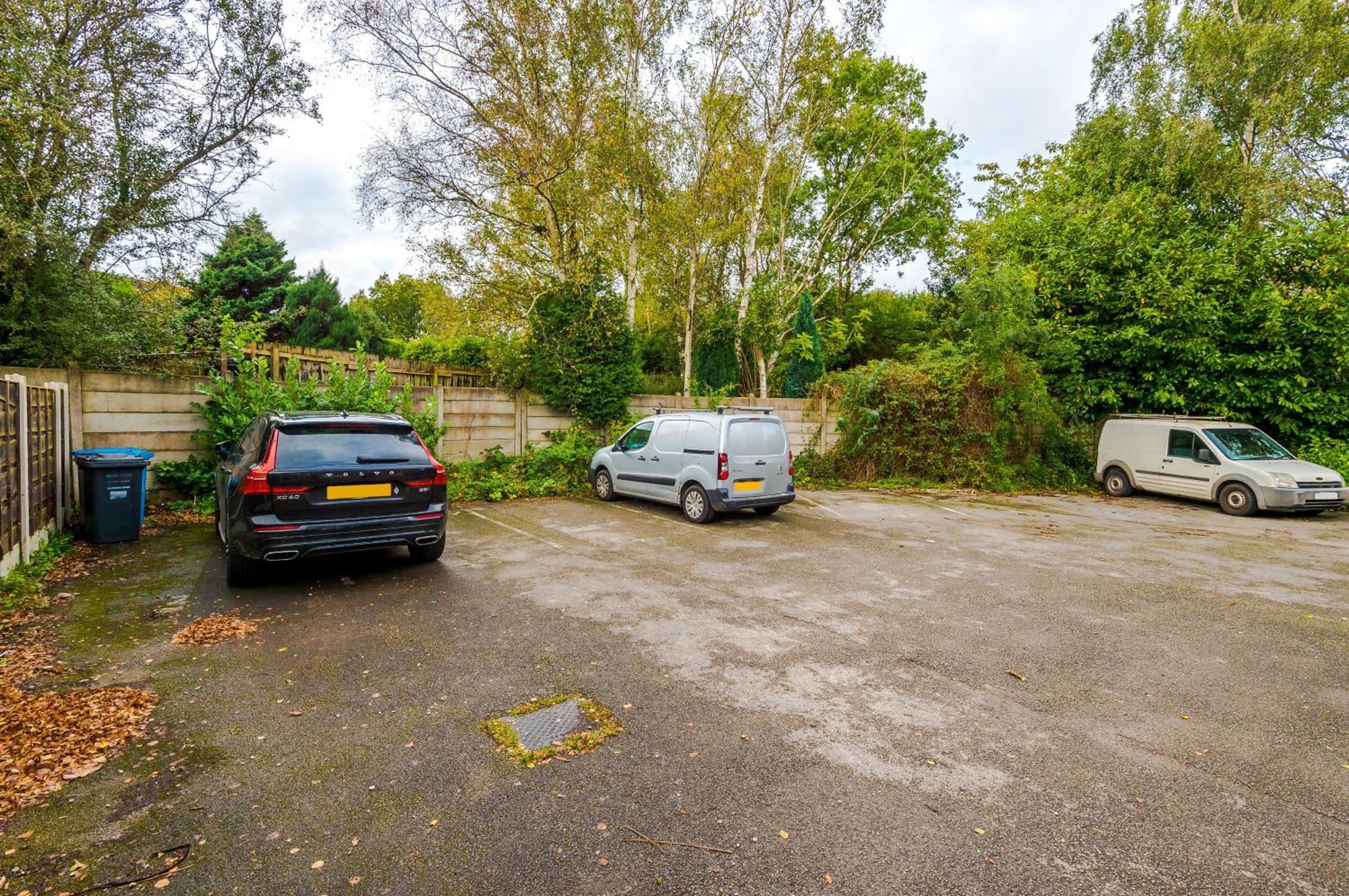 Manchester Comfortable 3 Bedroom House, Free Parking, Wifi & Disneyplus Worsley Zewnętrze zdjęcie